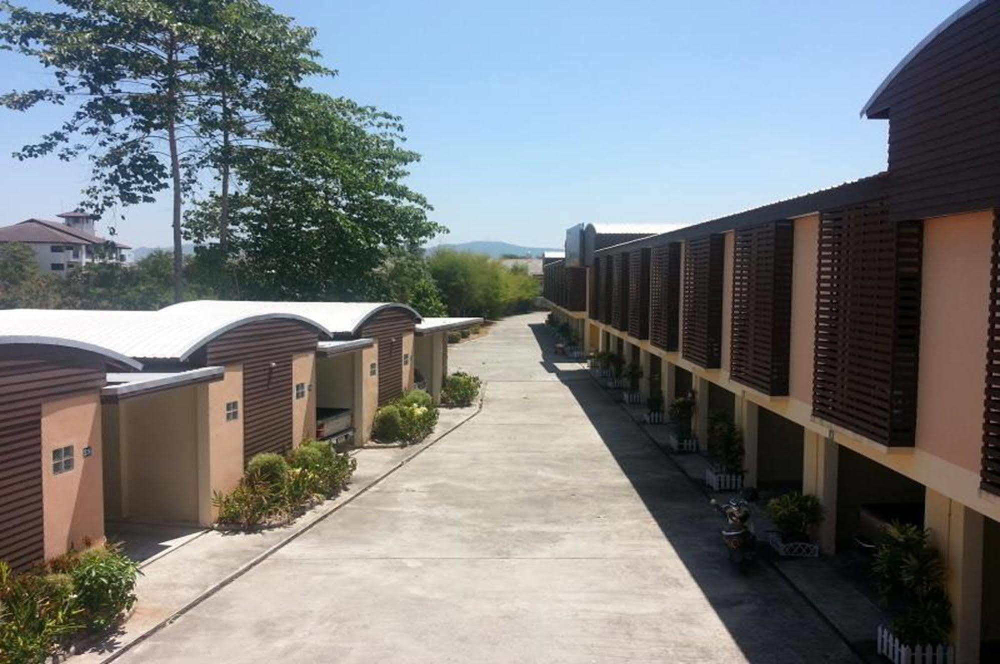 Pr Resort Hat Yai Bagian luar foto